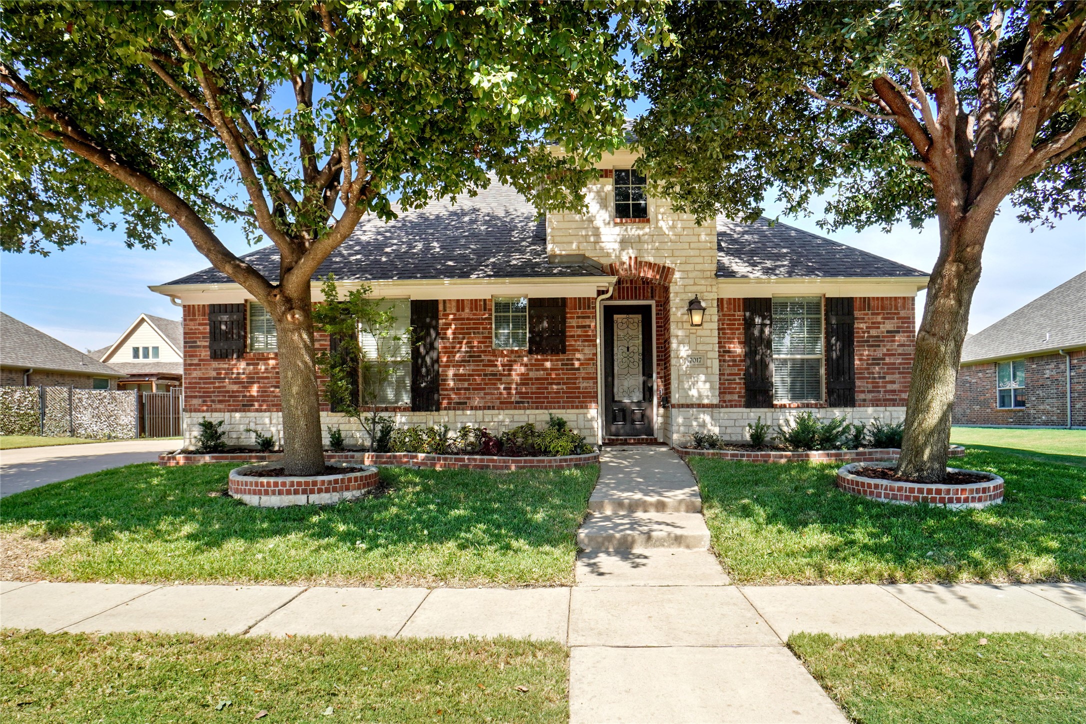 North Richland Hills, Texas, 76182, United States, 4 Bedrooms Bedrooms, ,3 BathroomsBathrooms,Residential,For Sale,1970443