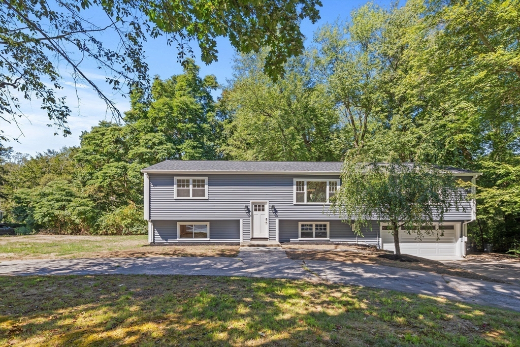 Hanover, Massachusetts, 02339, United States, 4 Bedrooms Bedrooms, ,3 BathroomsBathrooms,Residential,For Sale,1930429