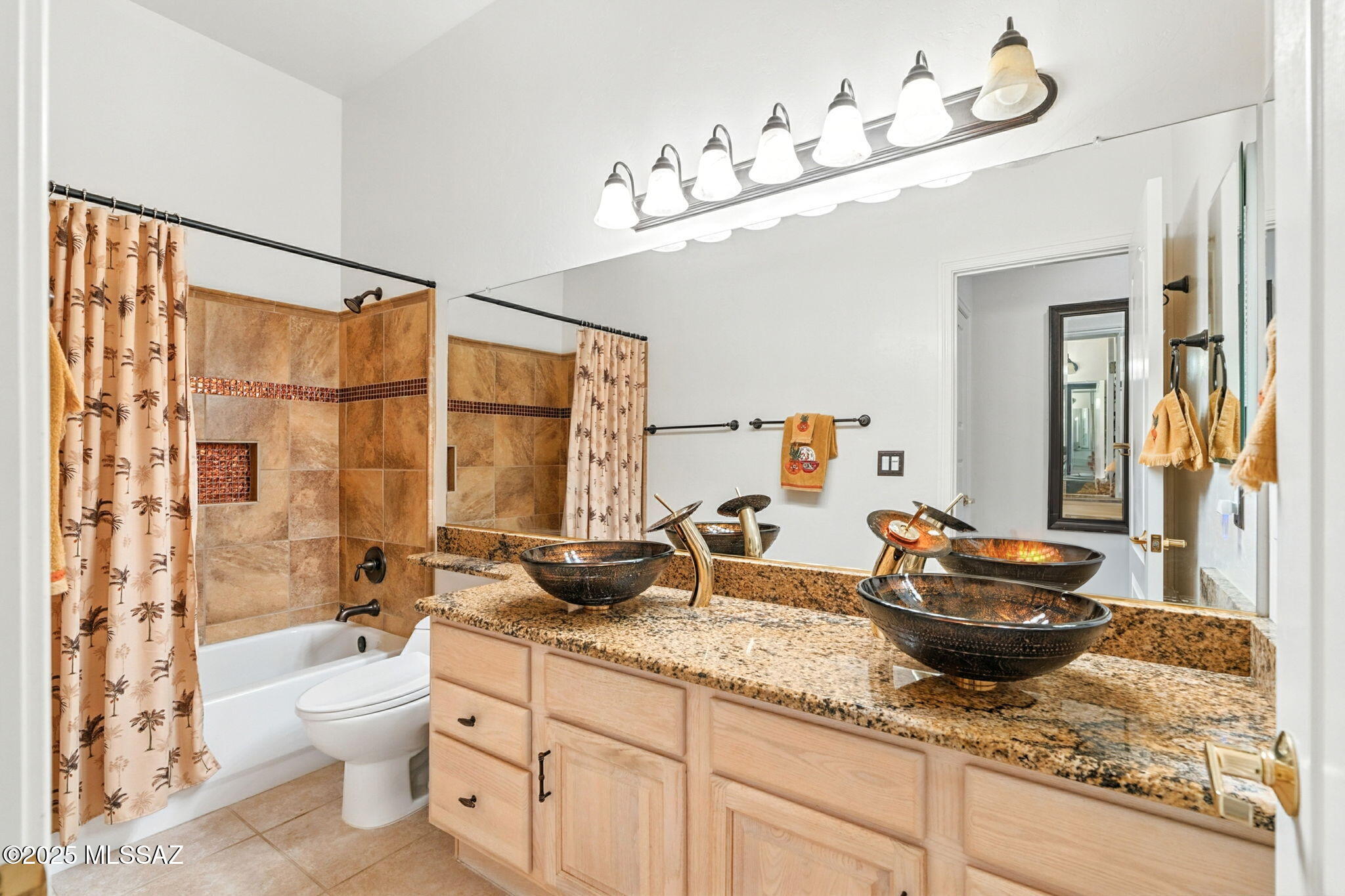 Oro Valley, Arizona, 85755, United States, 3 Bedrooms Bedrooms, ,2 BathroomsBathrooms,Residential,For Sale,1919656