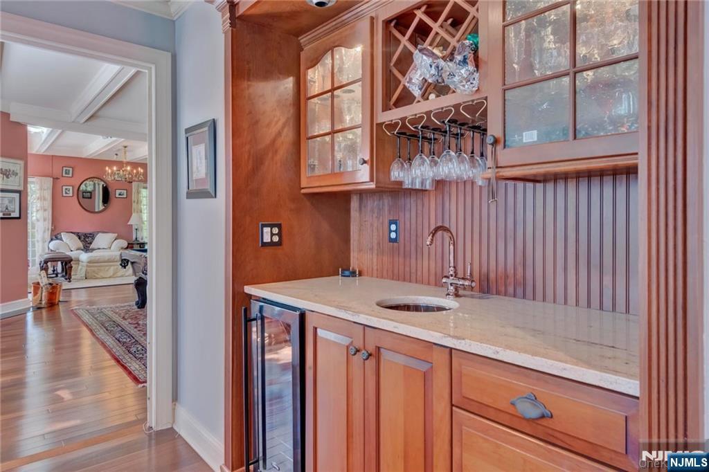 Nanuet, New York, 10954, United States, 6 Bedrooms Bedrooms, ,7 BathroomsBathrooms,Residential,For Sale,1988199