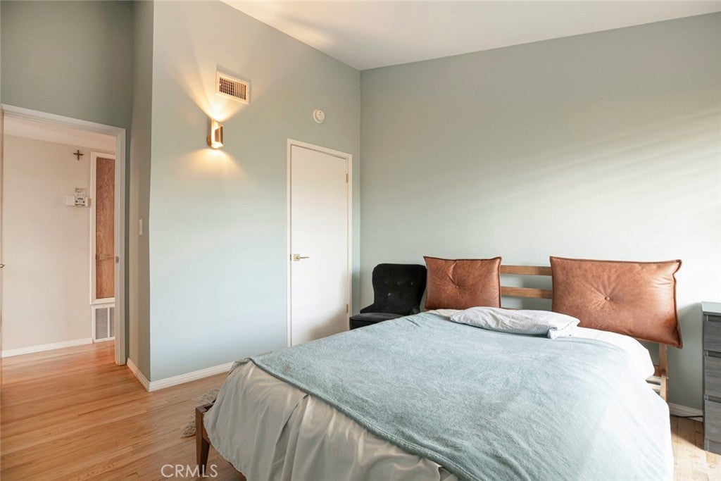 Granada Hills, California, 91344, United States, 3 Bedrooms Bedrooms, ,2 BathroomsBathrooms,Residential,For Sale,1940925
