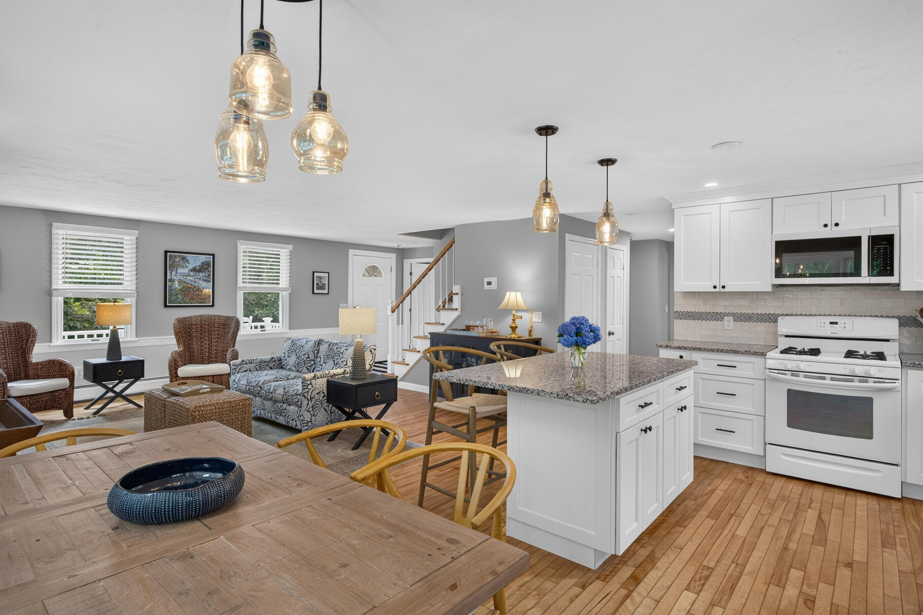  25 Marthas Lane, Harwich, MA, 02645 - 物件實景