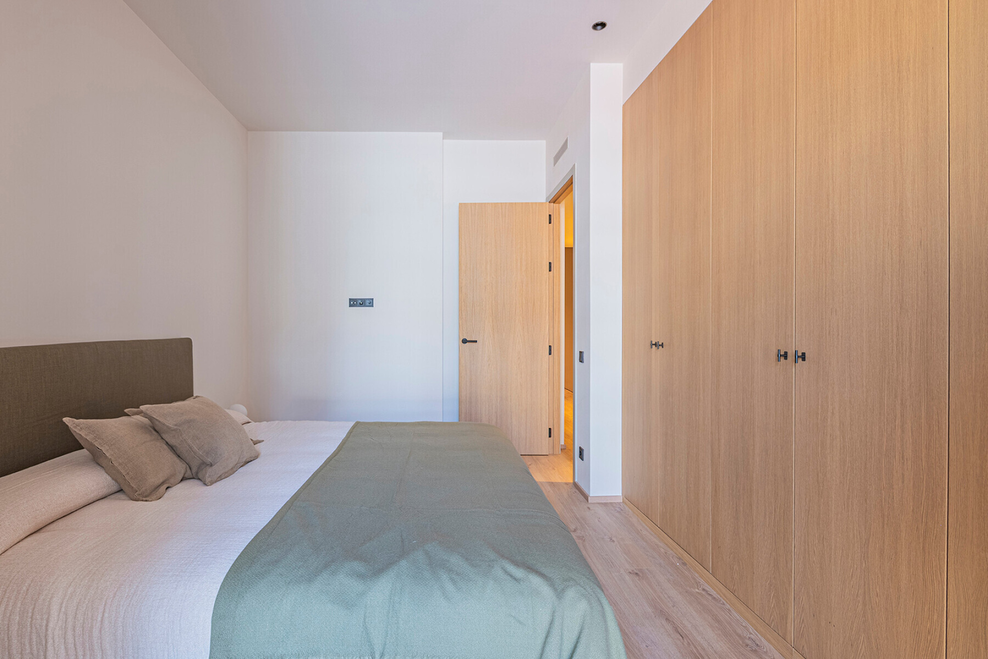  Refurbished modernist apartment in Eixample with luxury finishes - 物件實景