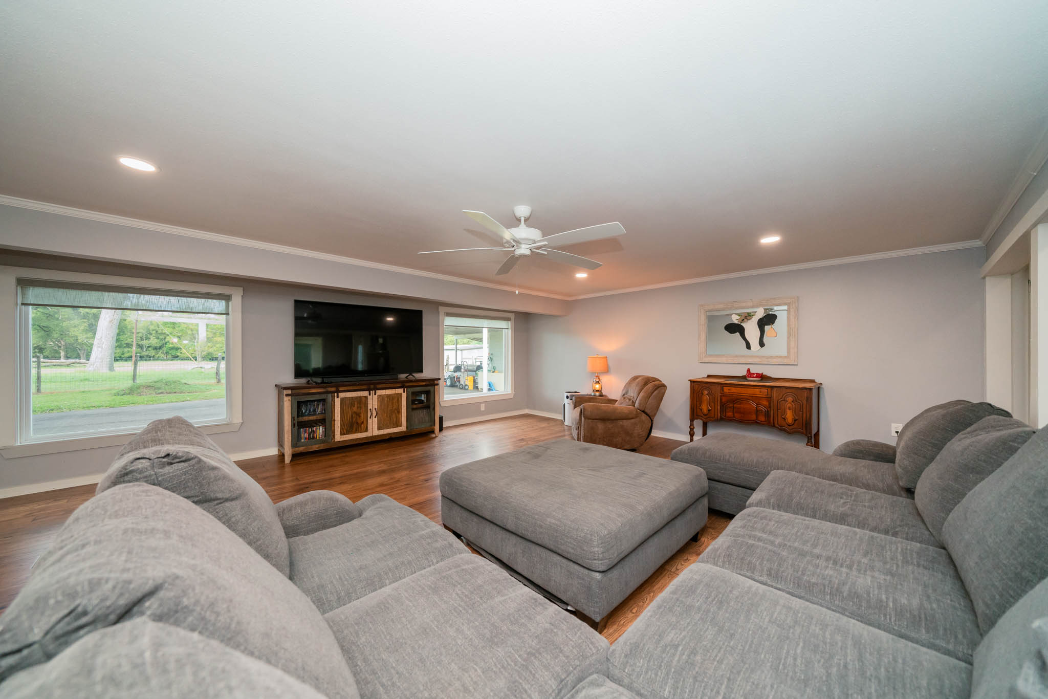 Jacksonville, Texas, 75766, United States, 4 Bedrooms Bedrooms, ,3 BathroomsBathrooms,Residential,For Sale,1975074