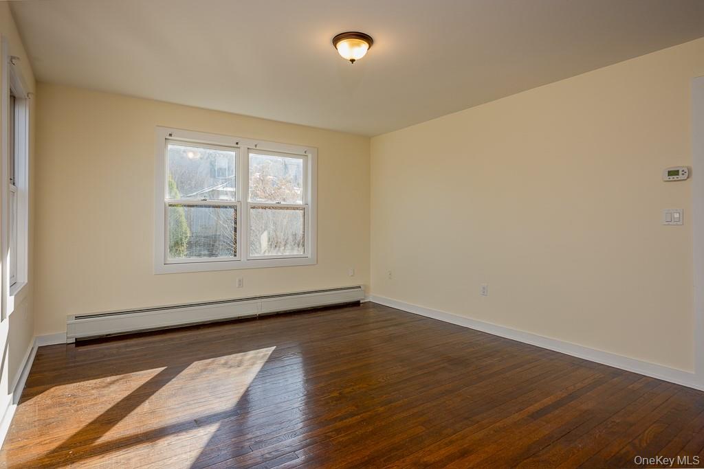 Haverstraw, New York, 10927, United States, 4 Bedrooms Bedrooms, ,2 BathroomsBathrooms,Residential,For Sale,2001244