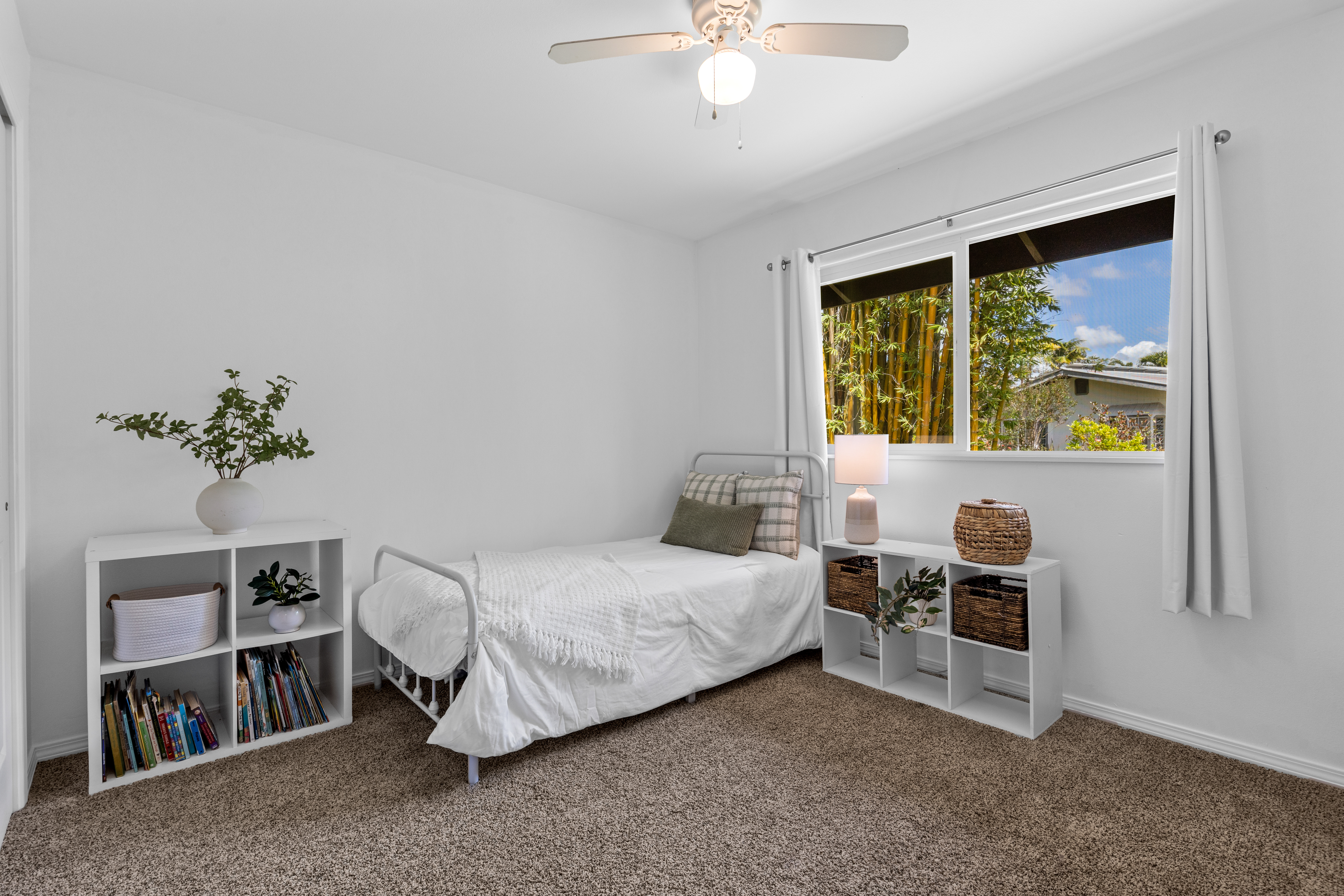 Mountain View, Hawaii, 96760, United States, 4 Bedrooms Bedrooms, ,2 BathroomsBathrooms,Residential,For Sale,1940601