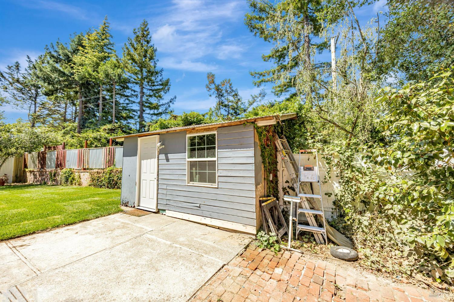 Sebastopol, California, 95472, United States, 3 Bedrooms Bedrooms, ,3 BathroomsBathrooms,Residential,For Sale,1903540