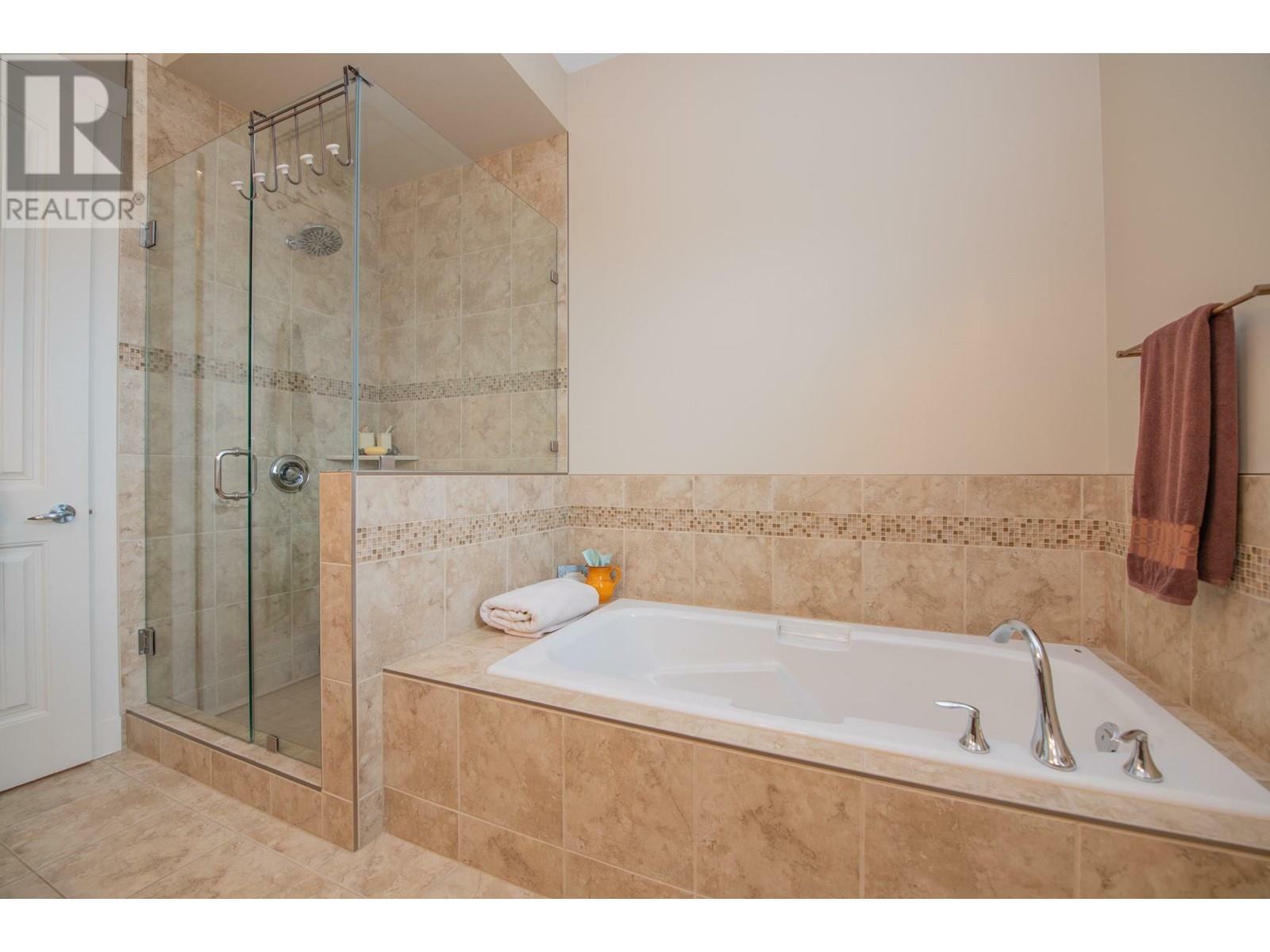 VERNON, British Columbia, V1H 1Z9, CA, 3 Bedrooms Bedrooms, ,2 BathroomsBathrooms,Residential,For Sale,1837593