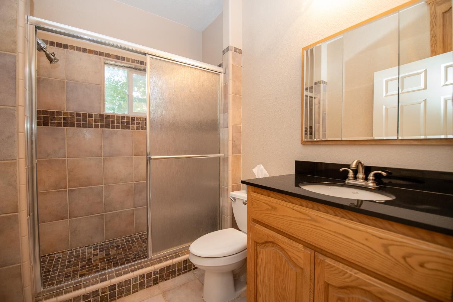 Arbuckle, California, 95912, United States, 3 Bedrooms Bedrooms, ,2 BathroomsBathrooms,Residential,For Sale,1991763