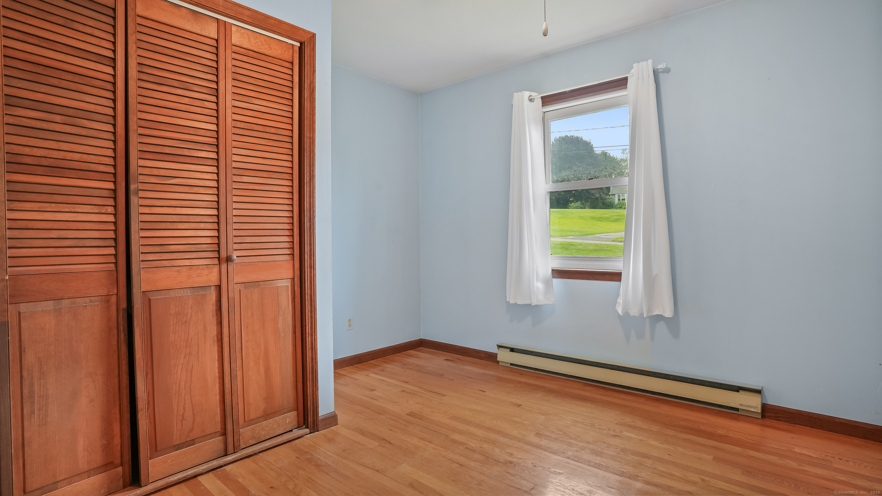 New Milford, Connecticut, 06776, United States, 3 Bedrooms Bedrooms, ,3 BathroomsBathrooms,Residential,For Sale,1924993