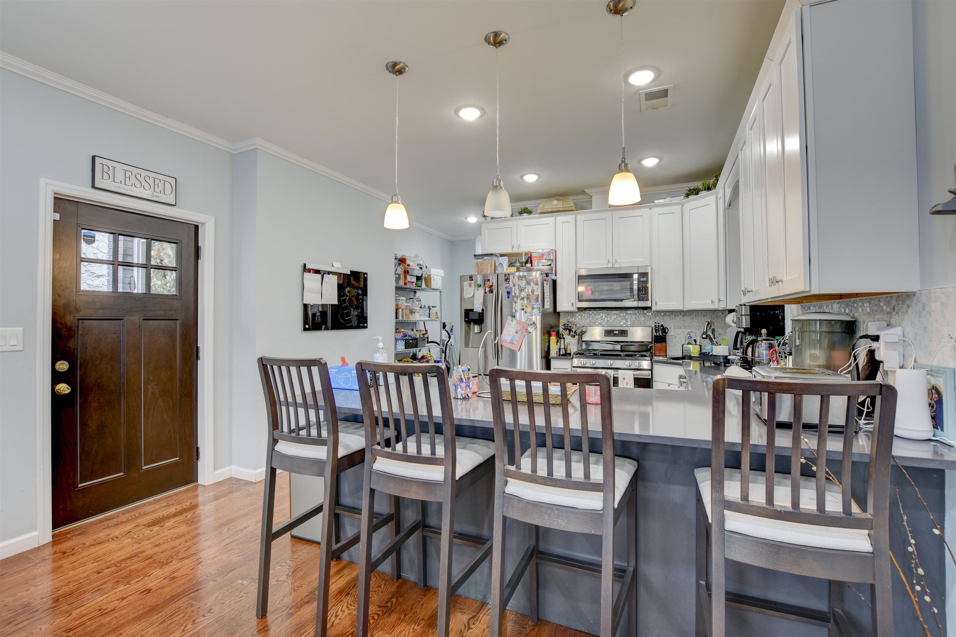 Bayonne, New Jersey, 07002, United States, 7 Bedrooms Bedrooms, ,5 BathroomsBathrooms,Residential,For Sale,1907714
