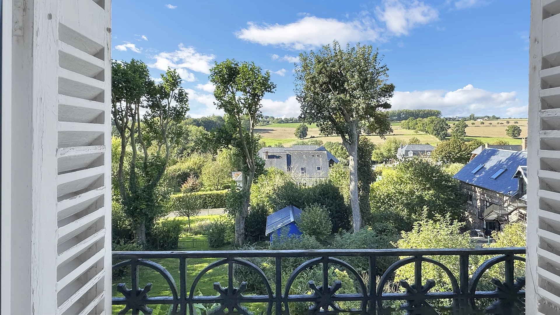 Lillebonne, Normandy, 76170, FR, 11 Bedrooms Bedrooms, ,3 BathroomsBathrooms,Residential,For Sale,1665758