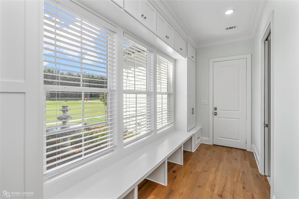 Frierson, Louisiana, 71027, United States, 5 Bedrooms Bedrooms, ,4 BathroomsBathrooms,Residential,For Sale,1827037