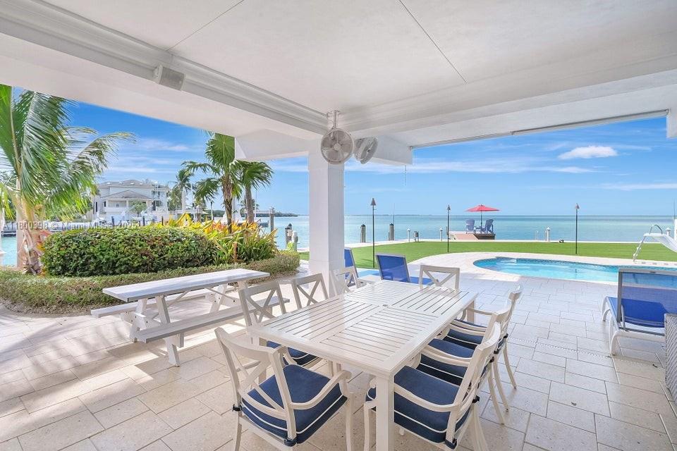 Islamorada, Florida, 33036, United States, 8 Bedrooms Bedrooms, ,10 BathroomsBathrooms,Residential,For Sale,1807381