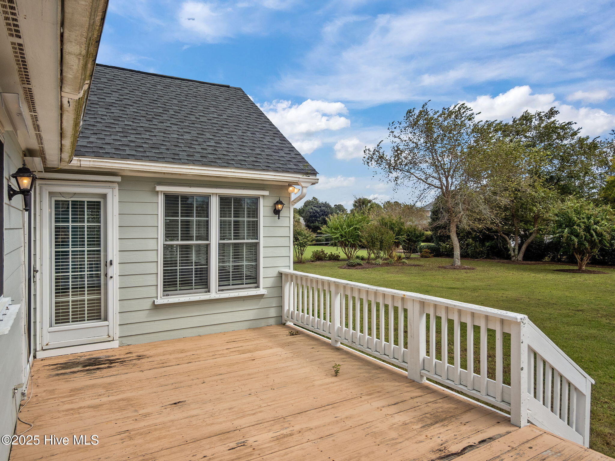 Cedar Point, North Carolina, 28584, United States, 3 Bedrooms Bedrooms, ,2 BathroomsBathrooms,Residential,For Sale,1957404