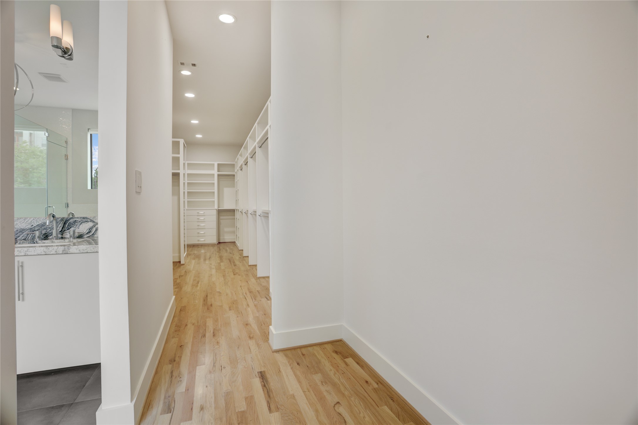  1311 Castle Court A - 物件實景