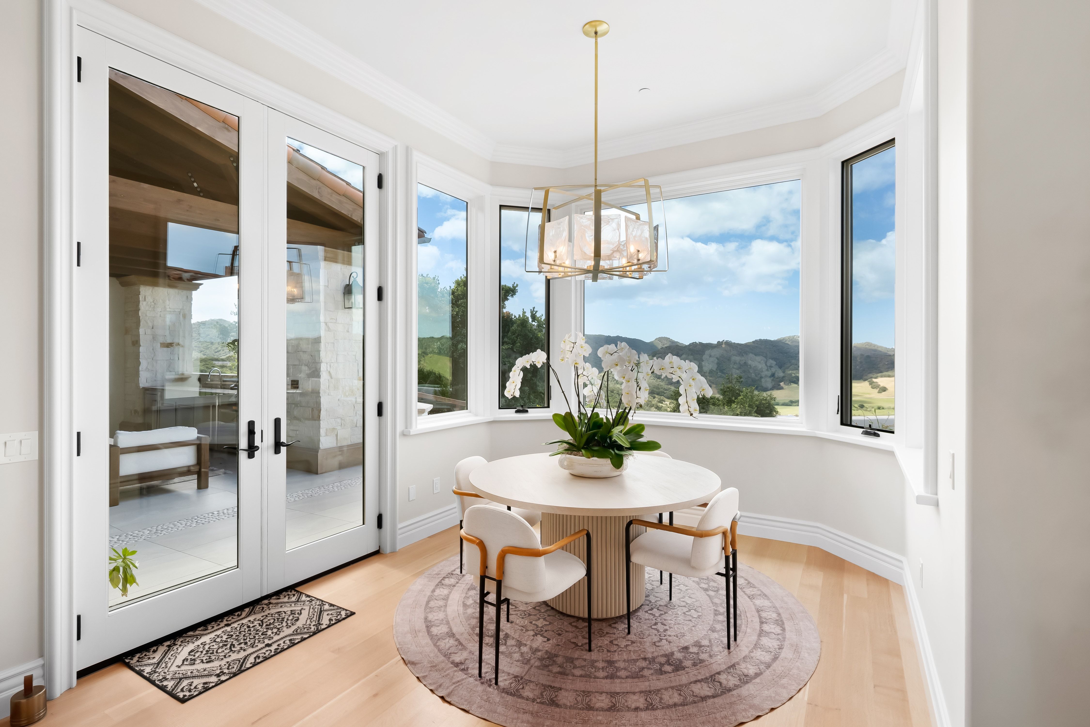  Refined Coastal Wine Country Living on 22 Private Acres - 物件實景