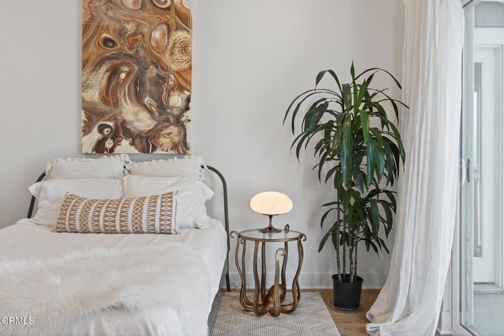 Ventura, California, 93001, United States, 4 Bedrooms Bedrooms, ,4 BathroomsBathrooms,Residential,For Sale,1975034