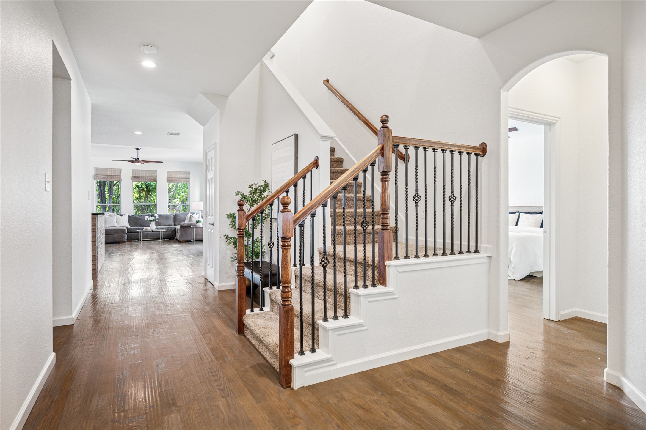 Prosper, Texas, 75078, United States, 5 Bedrooms Bedrooms, ,4 BathroomsBathrooms,Residential,For Sale,1827849