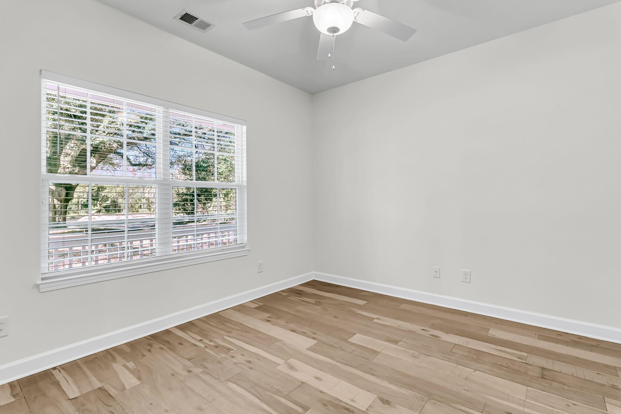 Charleston, South Carolina, 29407, United States, 3 Bedrooms Bedrooms, ,2 BathroomsBathrooms,Residential,For Sale,2005181