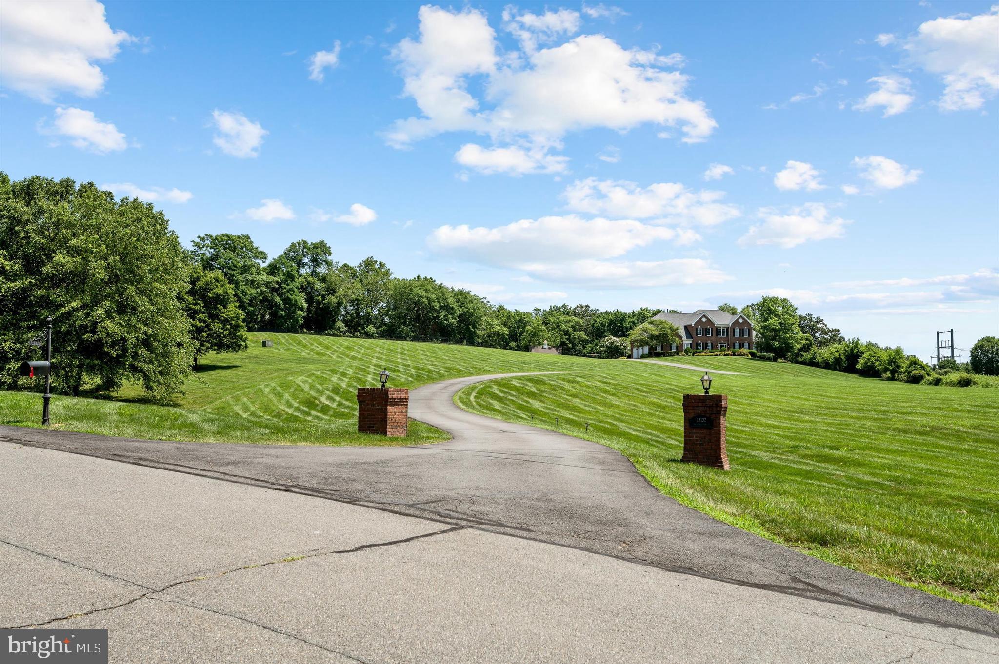 Leesburg, Virginia, 20175, United States, 4 Bedrooms Bedrooms, ,6 BathroomsBathrooms,Residential,For Sale,1975882