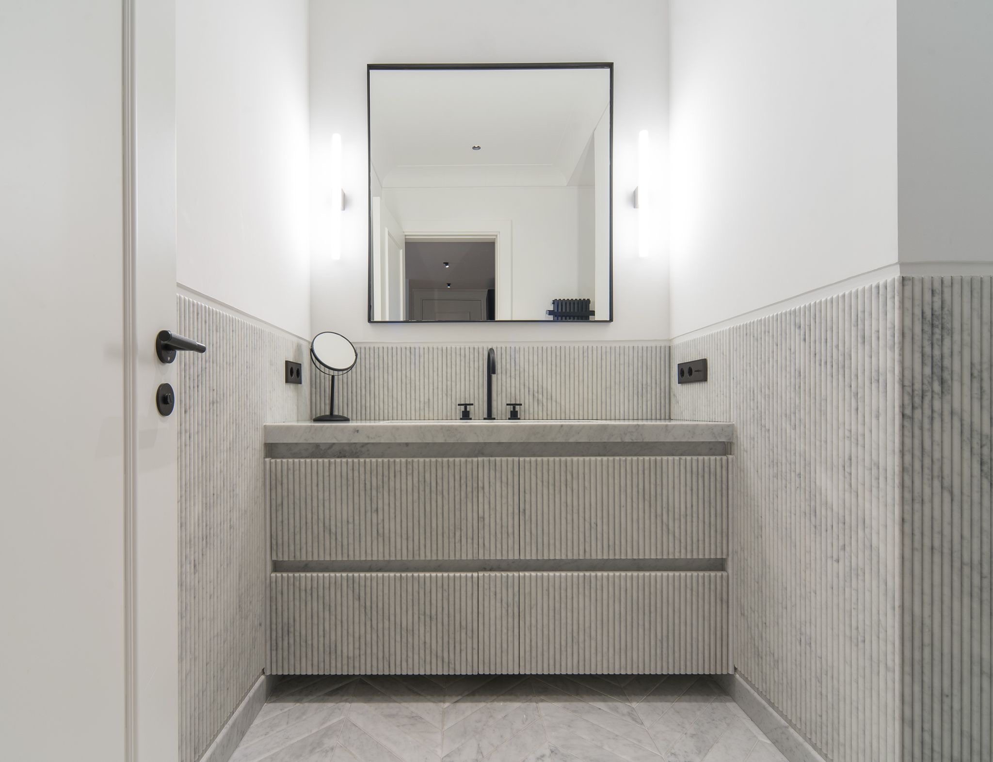  Elegant Renovated Apartment in Exclusive Area, Near Plaza de España, Seville - 物件實景