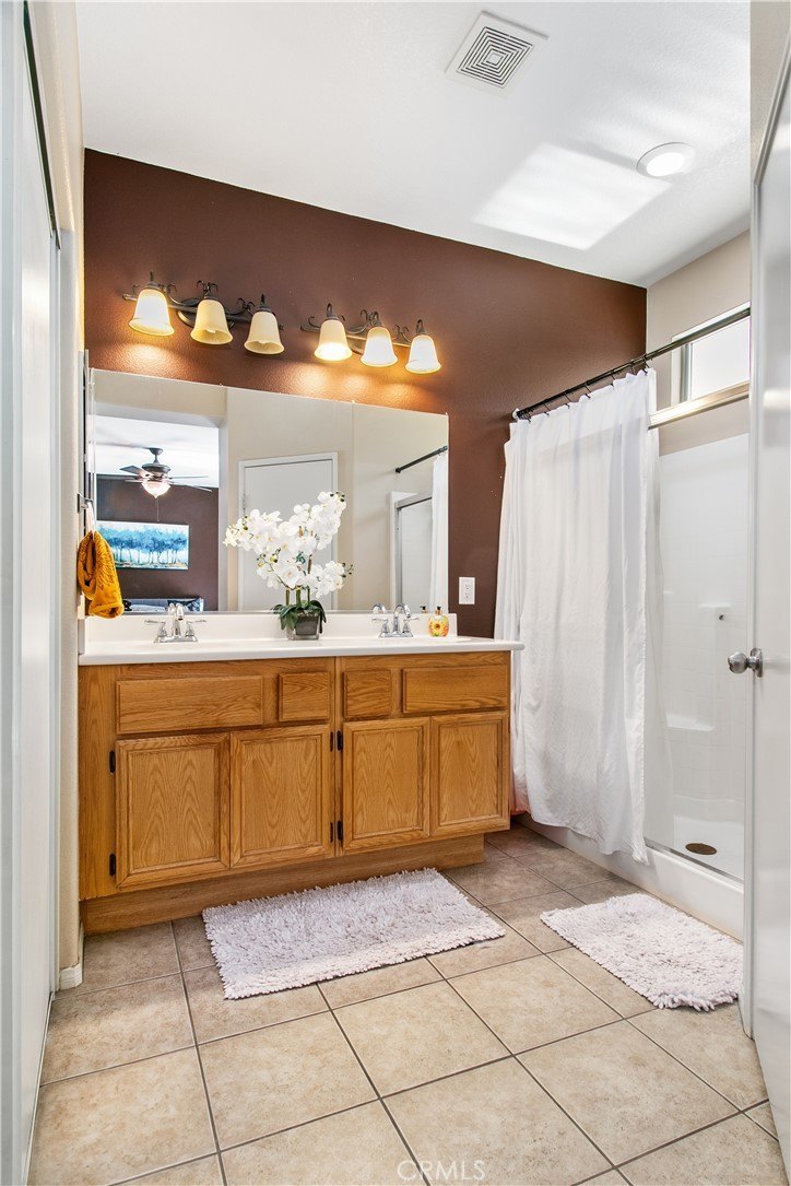 Banning, California, 92220, United States, 3 Bedrooms Bedrooms, ,2 BathroomsBathrooms,Residential,For Sale,1929042