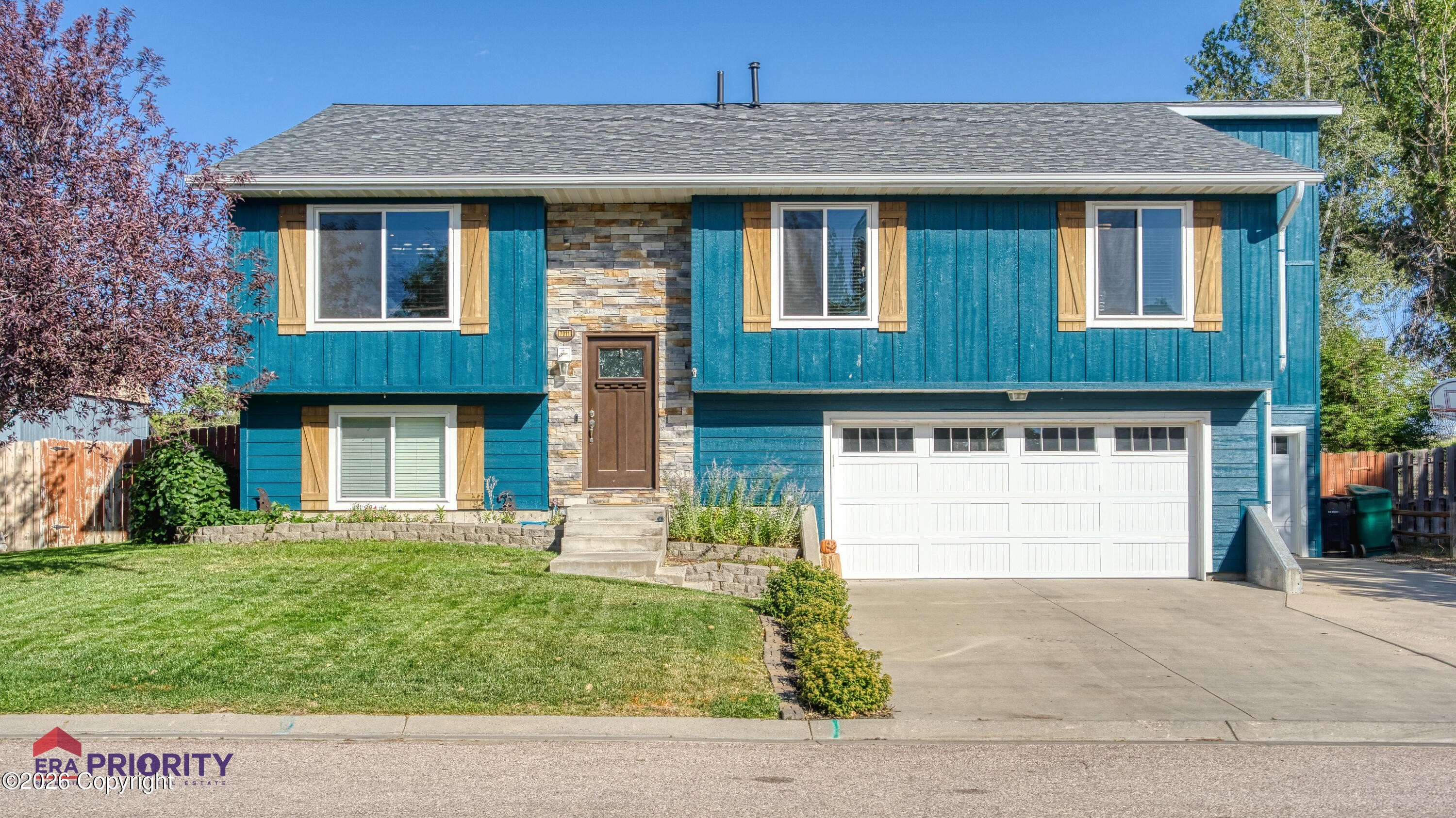 Greensburgh Ave, Gillette, WY 82718