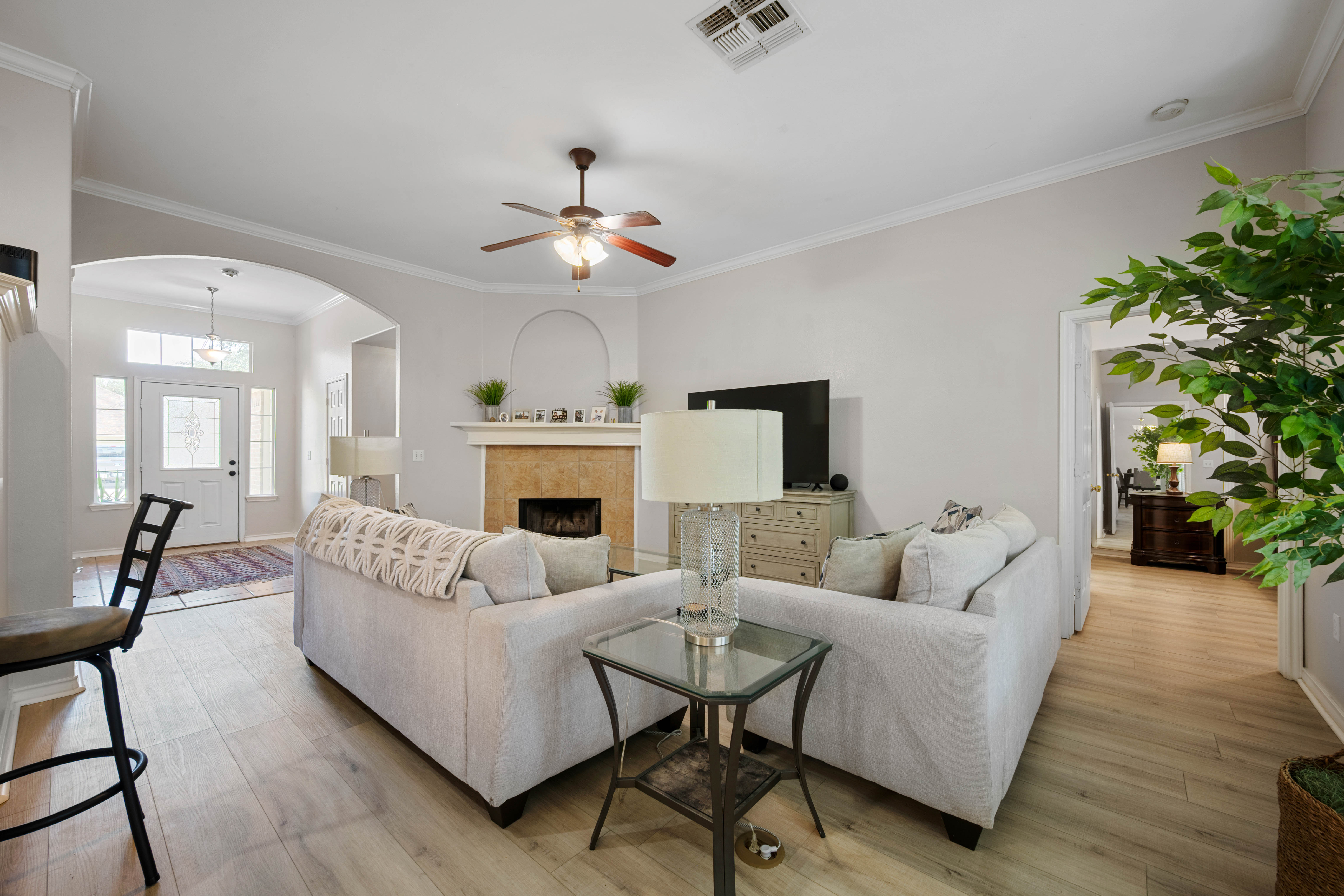  Spacious Home in Whistlers Cove - 物件實景