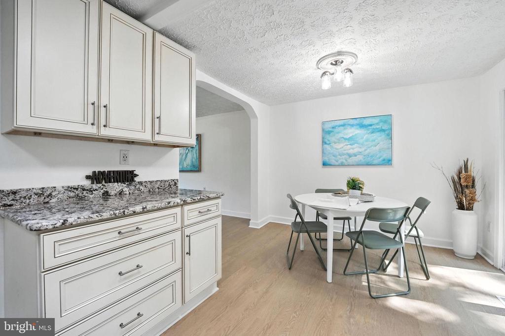 Woodbridge, Virginia, 22191, United States, 3 Bedrooms Bedrooms, ,3 BathroomsBathrooms,Residential,For Sale,1908245