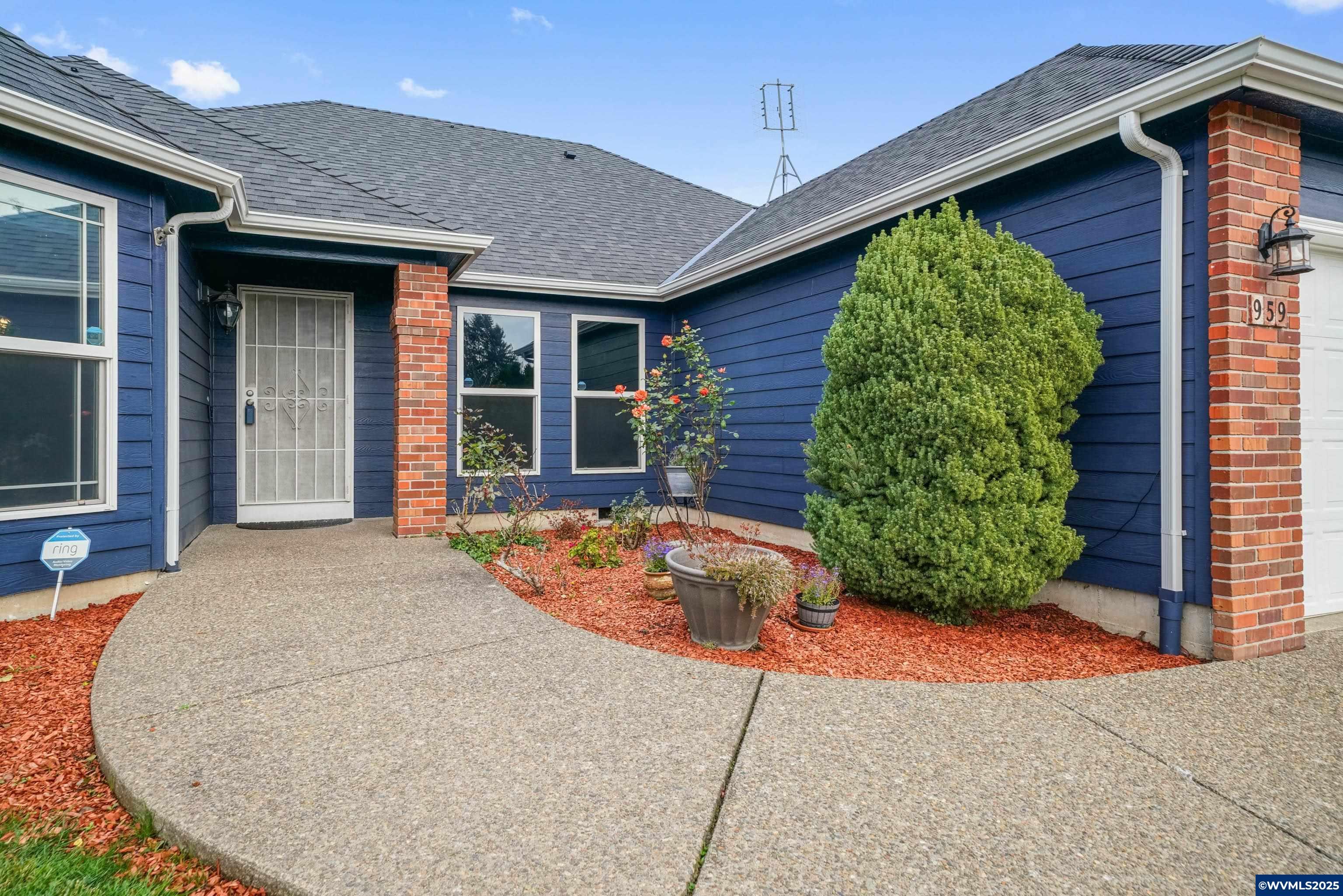 Keizer, Oregon, 97303, United States, 3 Bedrooms Bedrooms, ,2 BathroomsBathrooms,Residential,For Sale,1995738