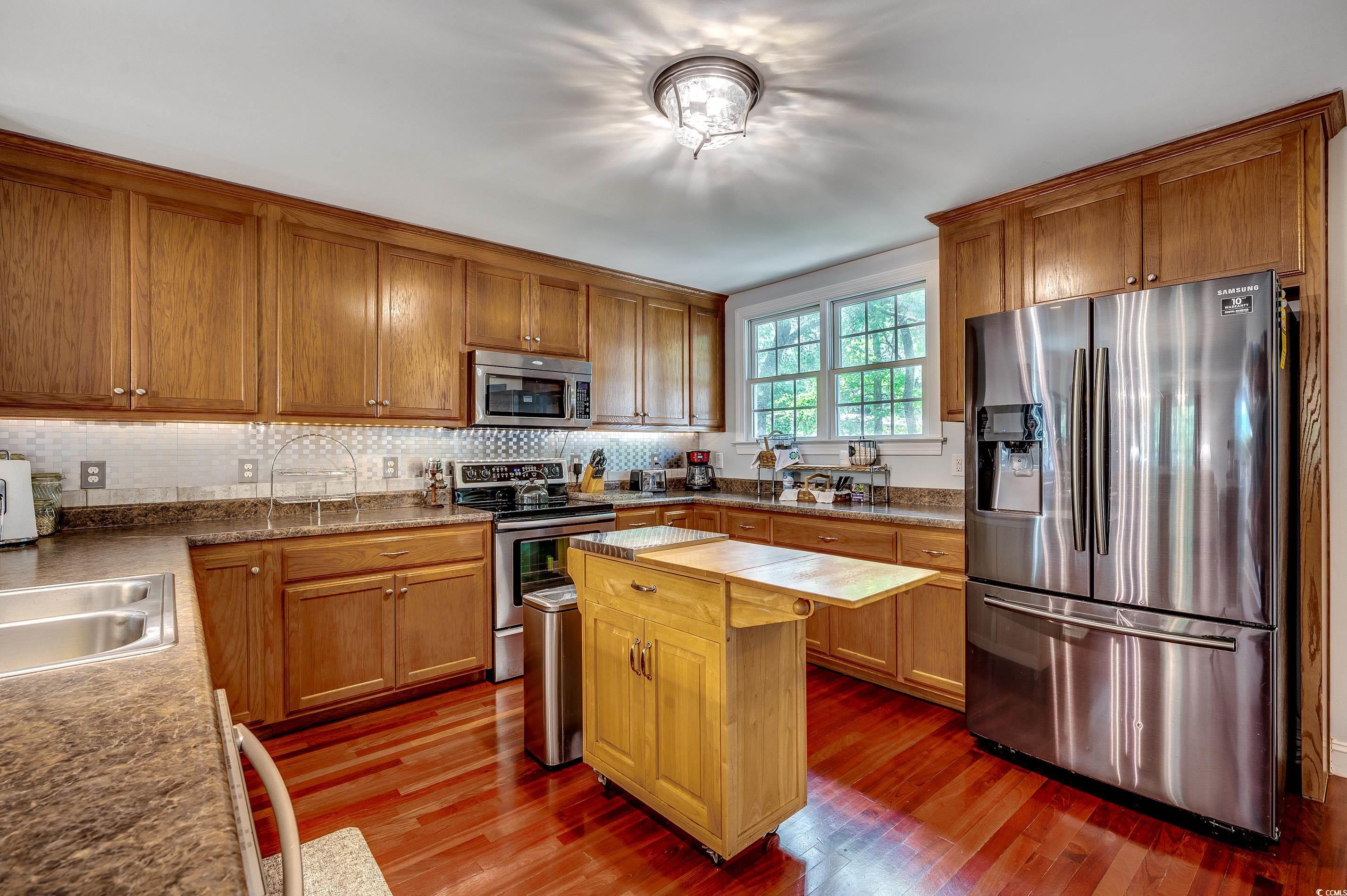 Murrells Inlet, South Carolina, 29576, United States, 4 Bedrooms Bedrooms, ,3 BathroomsBathrooms,Residential,For Sale,1837218