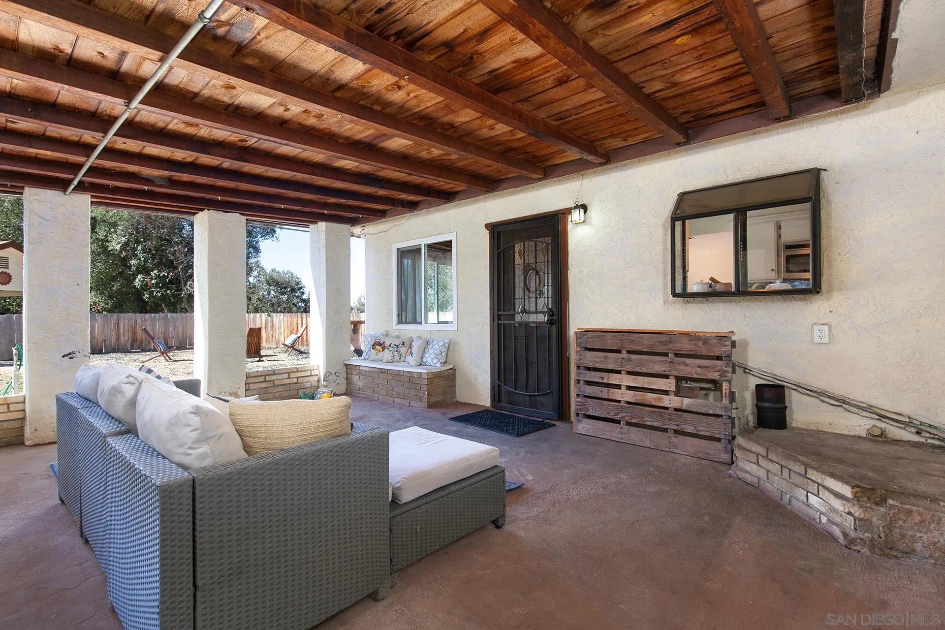 Alpine, California, 91901, United States, 3 Bedrooms Bedrooms, ,2 BathroomsBathrooms,Residential,For Sale,1990972