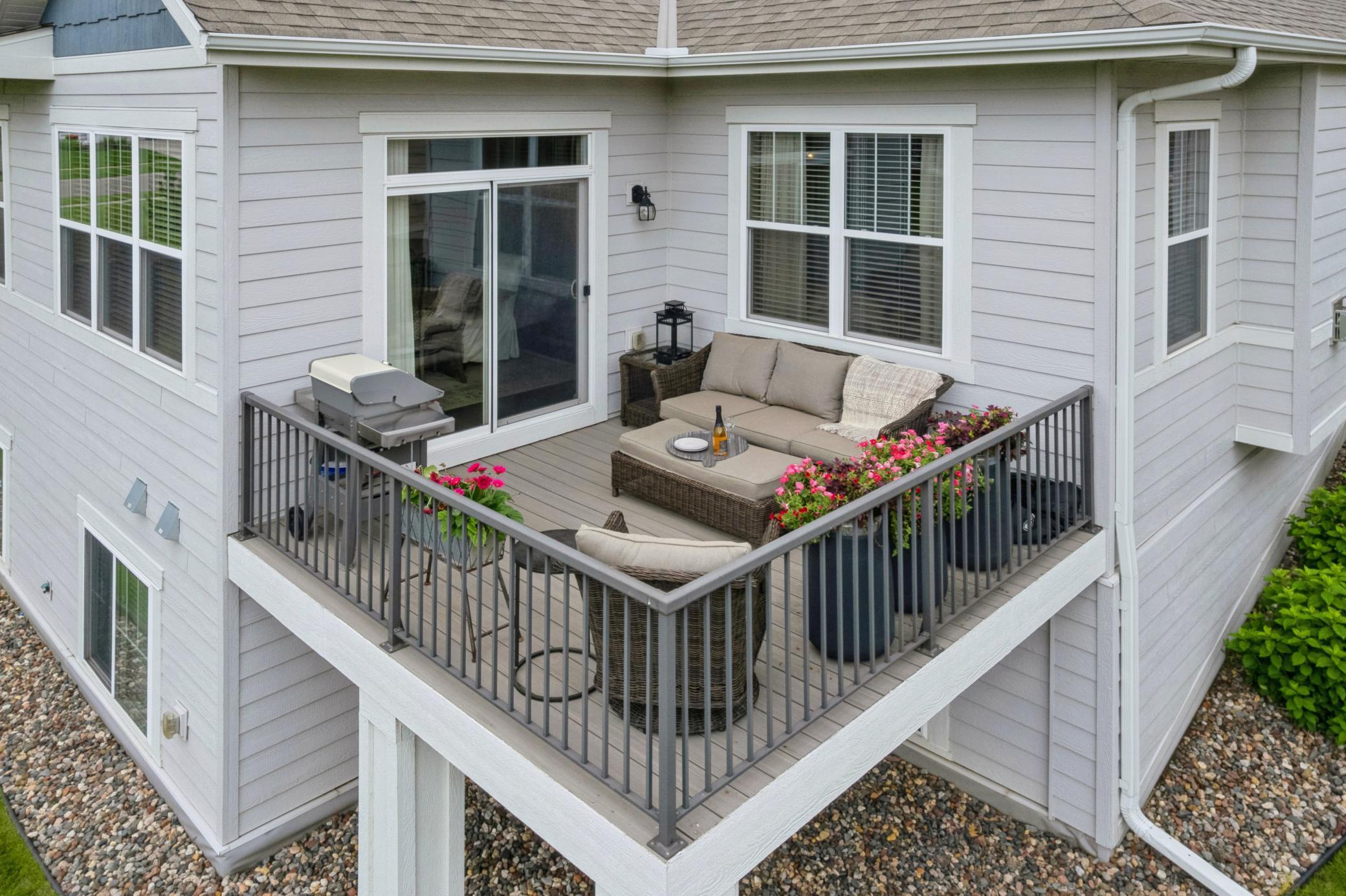 Lakeville, Minnesota, 55044, United States, 3 Bedrooms Bedrooms, ,2 BathroomsBathrooms,Residential,For Sale,1971412