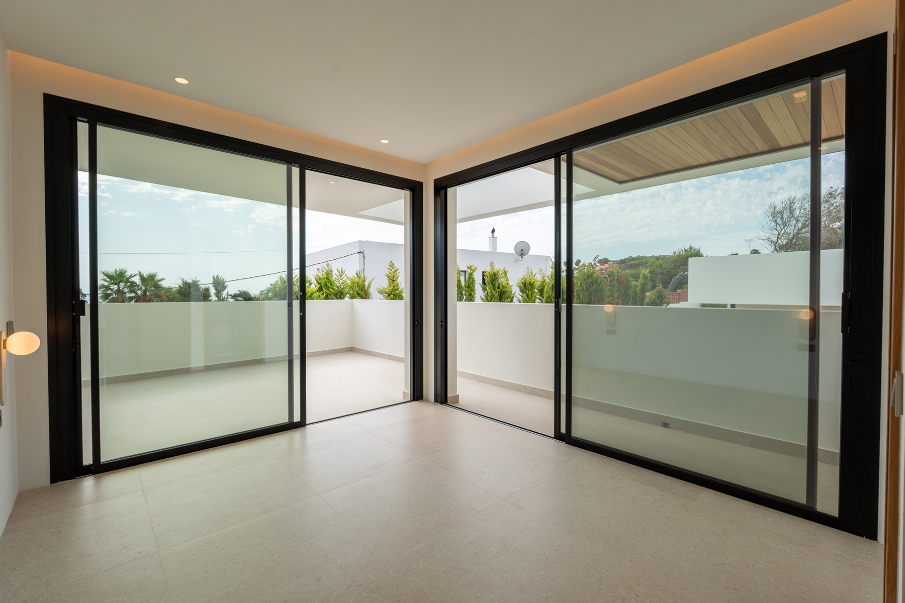  Villa with 7 brand new rooms in Santa Eulalia, Ibiza - 物件實景