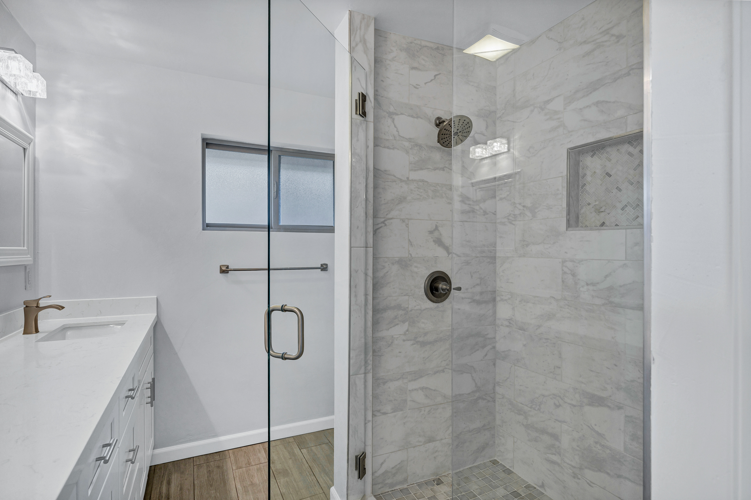 Phoenix, Arizona, 85016, United States, 4 Bedrooms Bedrooms, ,3 BathroomsBathrooms,Residential,For Sale,2013793