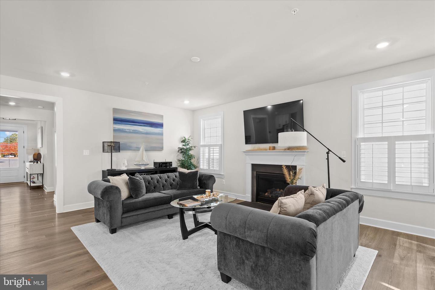 Berlin, Maryland, 21811, United States, 5 Bedrooms Bedrooms, ,4 BathroomsBathrooms,Residential,For Sale,1989737