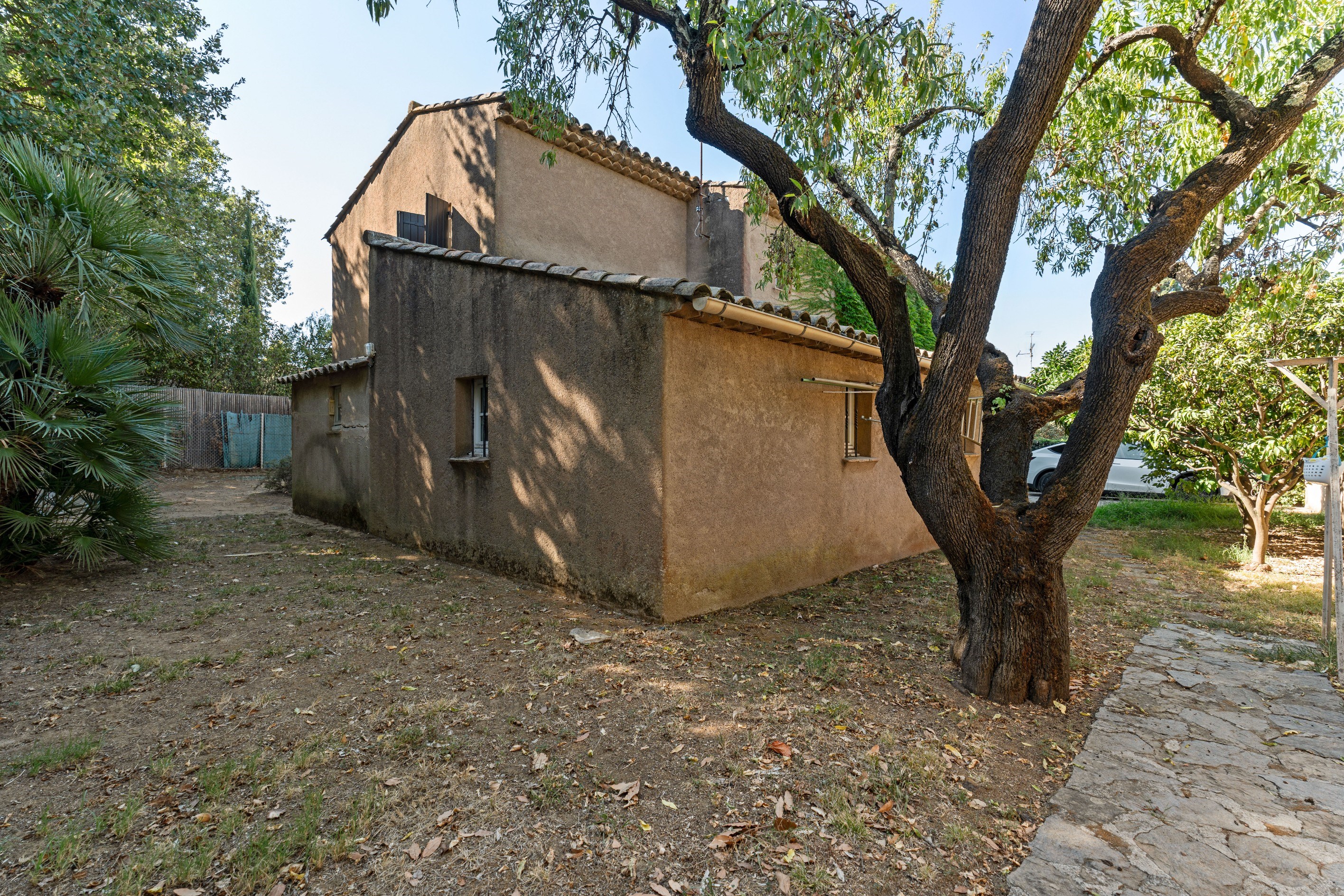  Rare on the market – Saint-Tropez centre, house to renovate with its private 80… - 物件實景