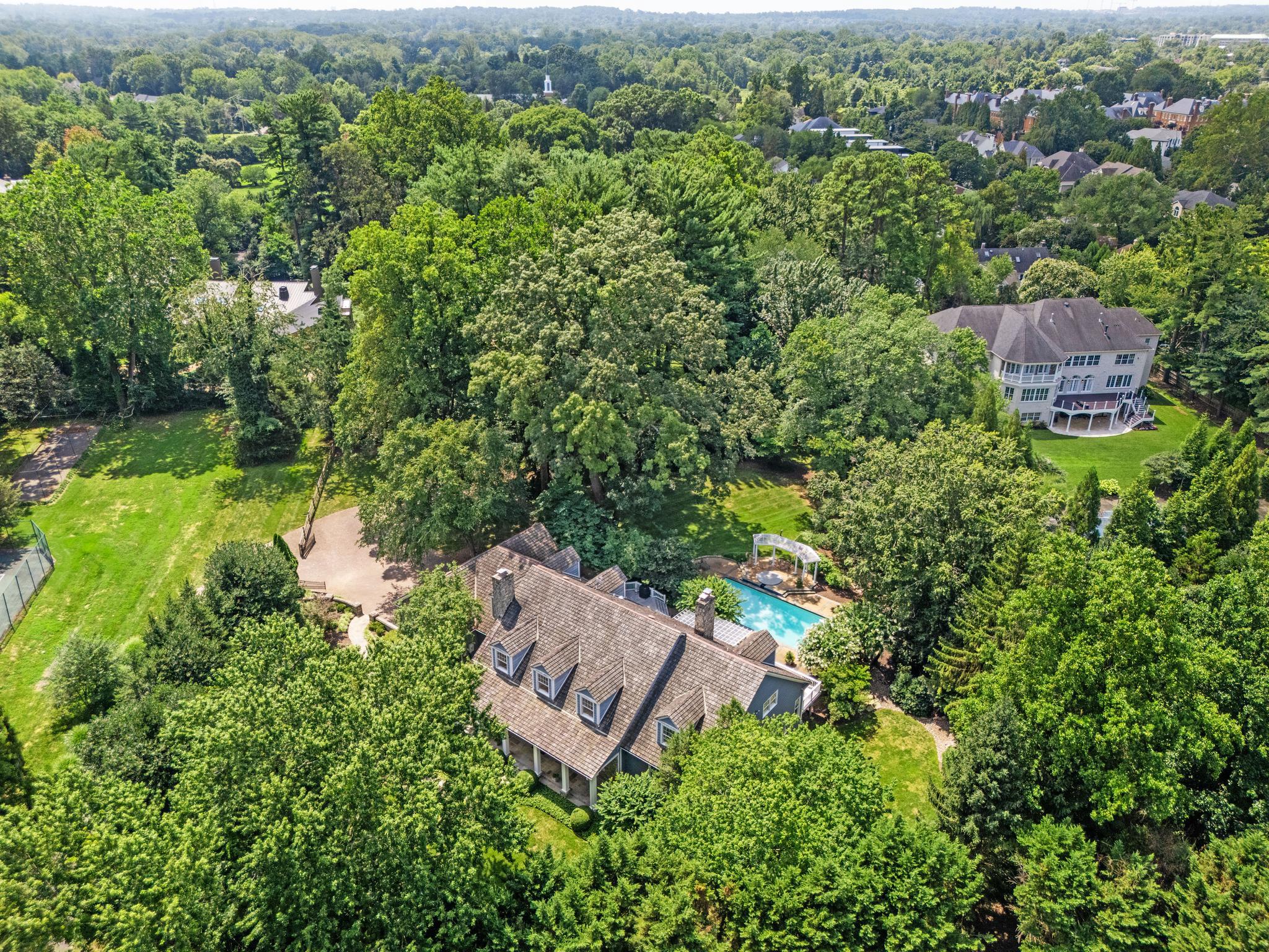  1110 Harvey Road, Mclean, VA, 22101 - 物件實景