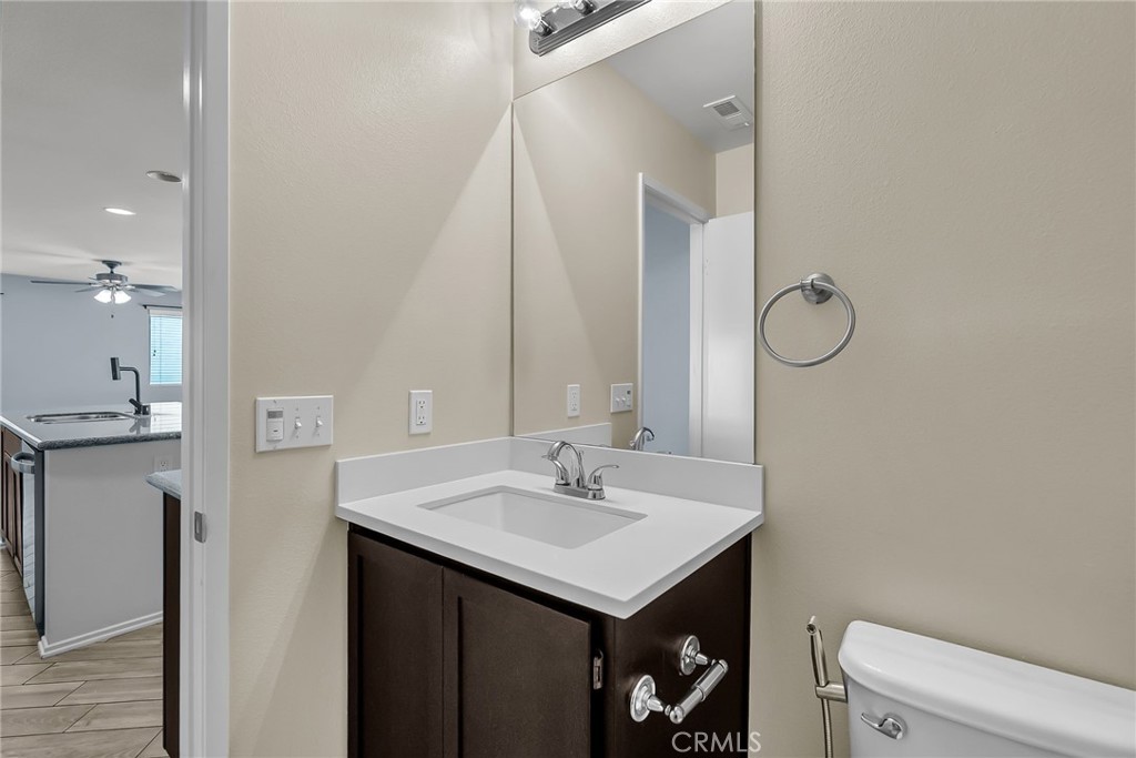 Lake Elsinore, California, 92532, United States, 4 Bedrooms Bedrooms, ,3 BathroomsBathrooms,Residential,For Sale,1955180