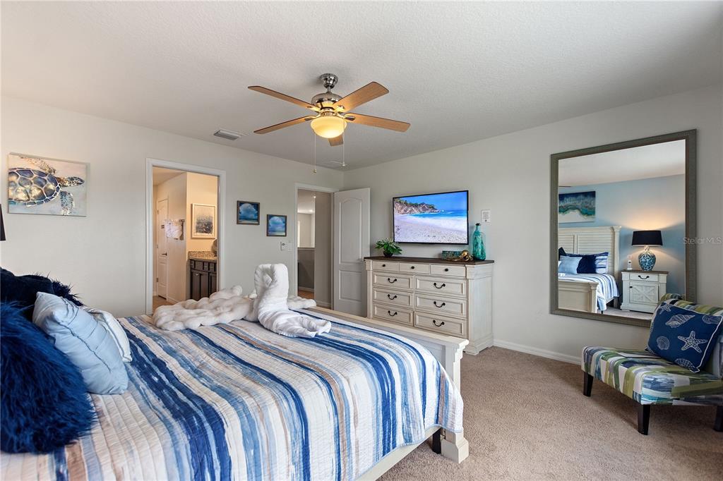Davenport, Florida, 33837, United States, 5 Bedrooms Bedrooms, ,4 BathroomsBathrooms,Residential,For Sale,1933359