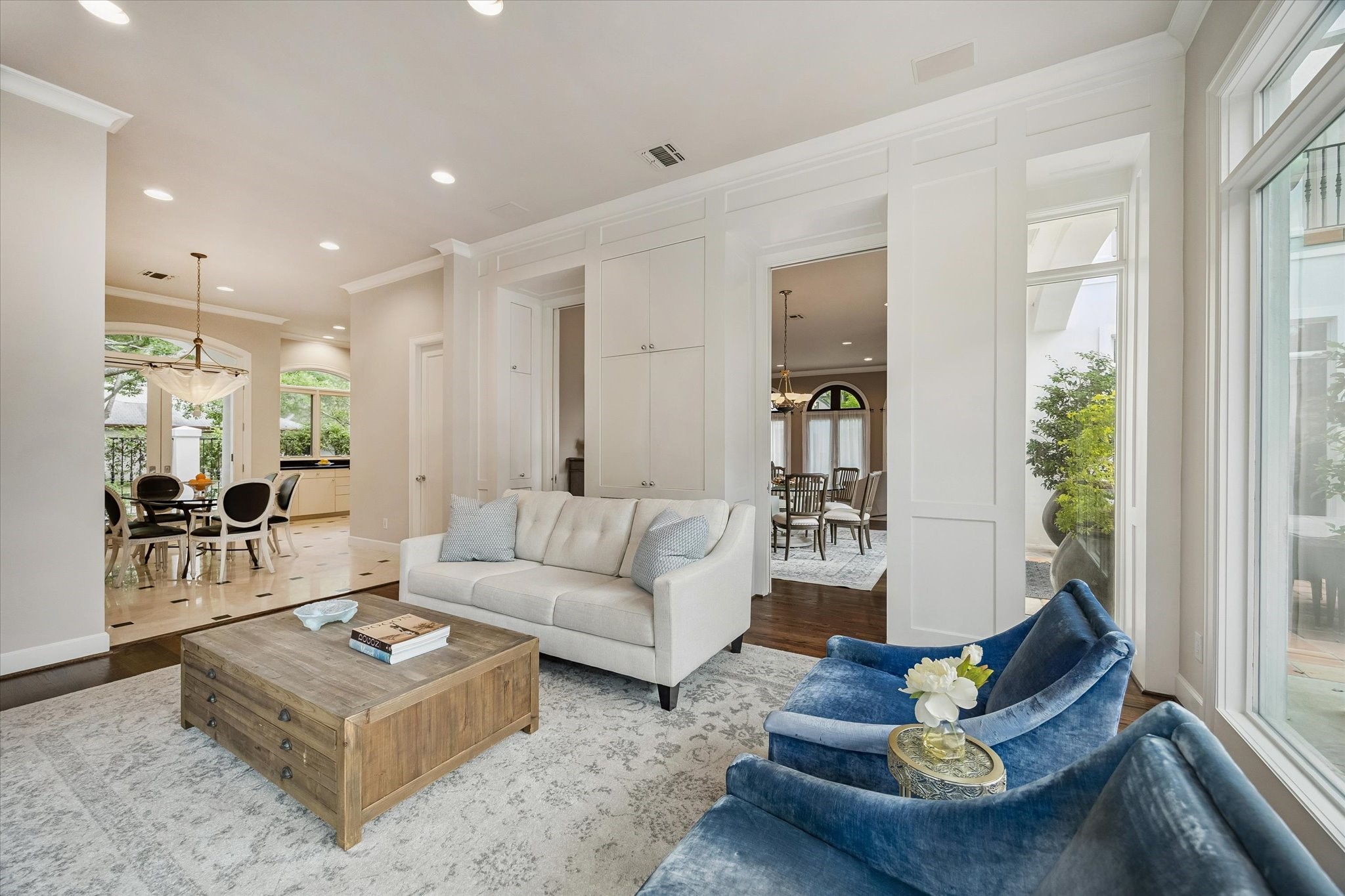  2102 Mcclendon Street - 物件實景