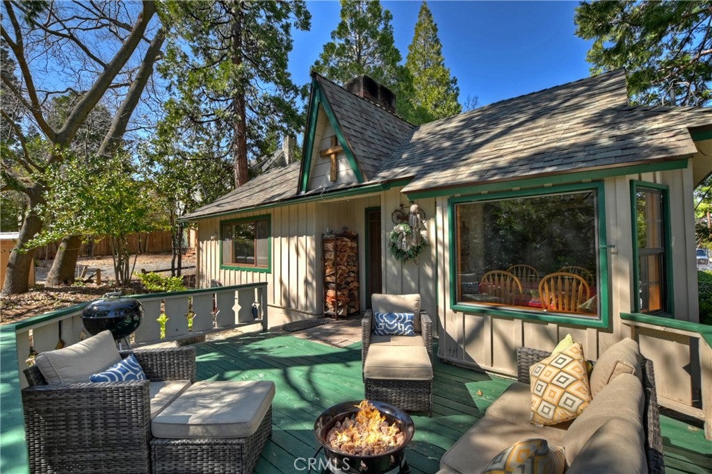 Lake Arrowhead, California, 92352, United States, 4 Bedrooms Bedrooms, ,3 BathroomsBathrooms,Residential,For Sale,1975175