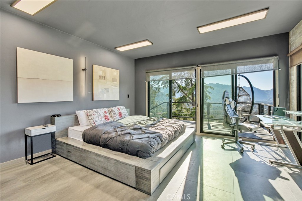 Calabasas, California, 91302, United States, 5 Bedrooms Bedrooms, ,3 BathroomsBathrooms,Residential,For Sale,1742769