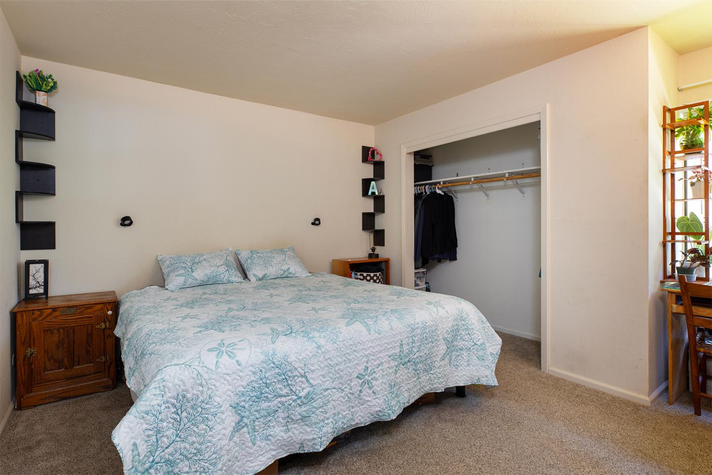 Capitola, California, 95010, United States, 2 Bedrooms Bedrooms, ,1 BathroomBathrooms,Residential,For Sale,1920106