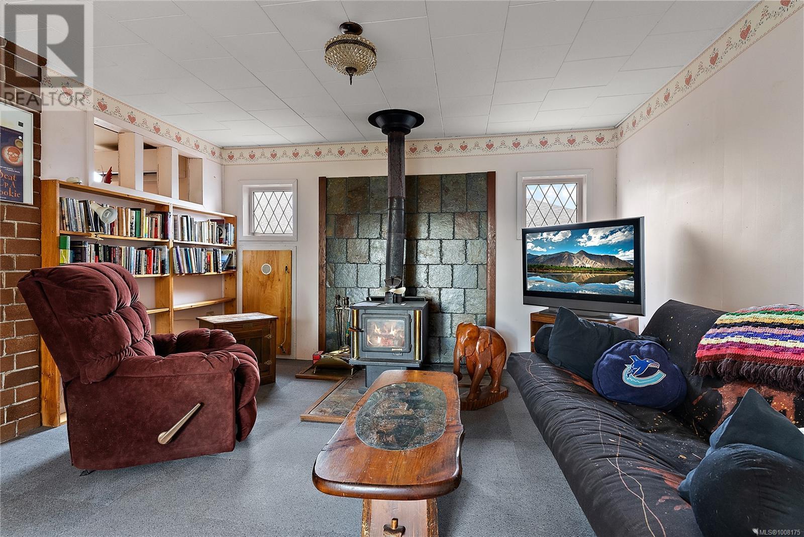 SIDNEY, British Columbia, V8L 2W2, CA, 2 Bedrooms Bedrooms, ,1 BathroomBathrooms,Residential,For Sale,1902048