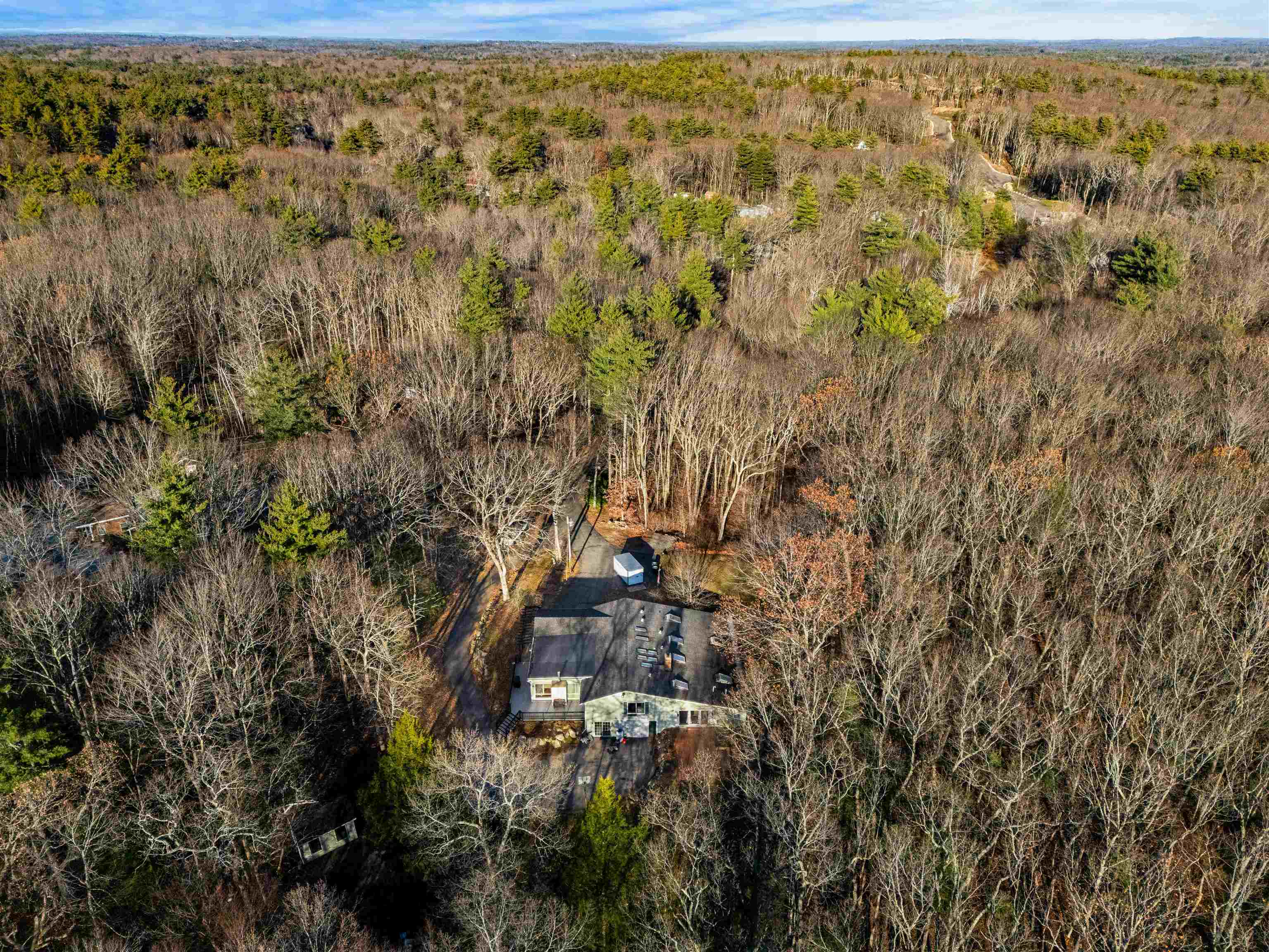 Plaistow, New Hampshire, 03865, United States, 4 Bedrooms Bedrooms, ,1 BathroomBathrooms,Residential,For Sale,2001863