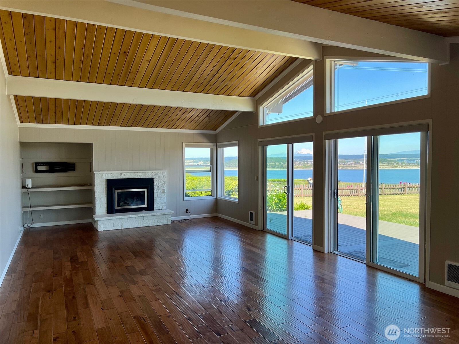 Oak Harbor, Washington, 98277, United States, 3 Bedrooms Bedrooms, ,1 BathroomBathrooms,Residential,For Sale,1851643