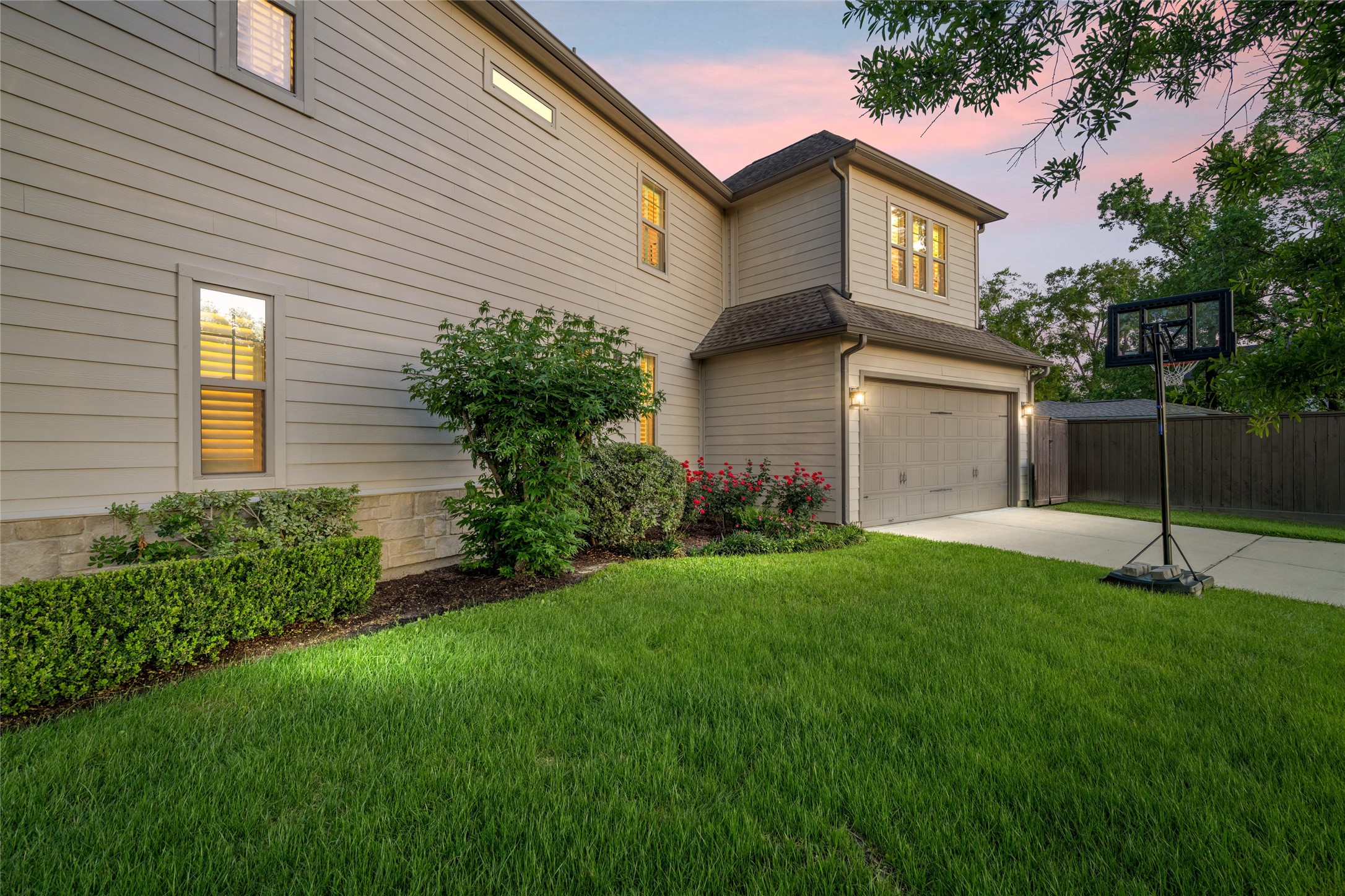  1045 Rosepoint Street - 物件實景