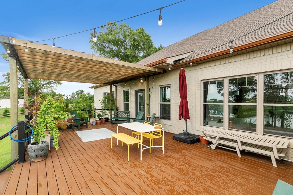 Newton, Alabama, 36352, United States, 4 Bedrooms Bedrooms, ,3 BathroomsBathrooms,Residential,For Sale,1989704